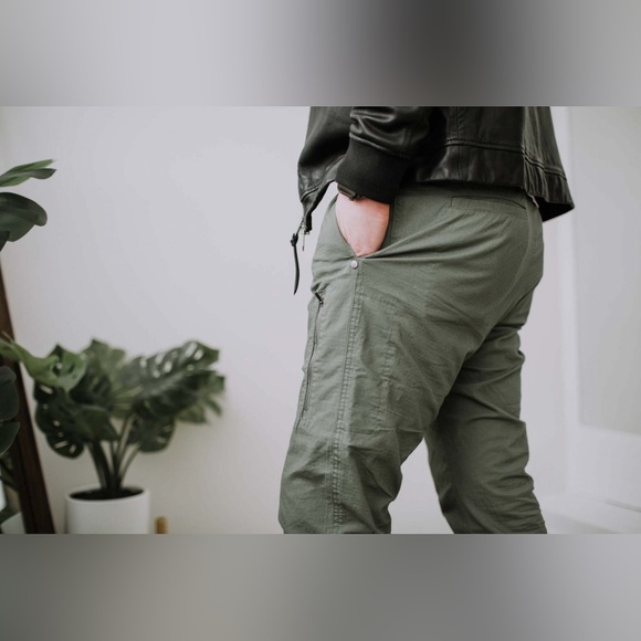 New Vuori Men’s Pants Ripstop Climber In Army Size S - Picture 11 of 17